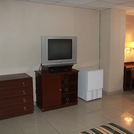 Hotel La Torre Γκουαγιακίλ Εξωτερικό φωτογραφία