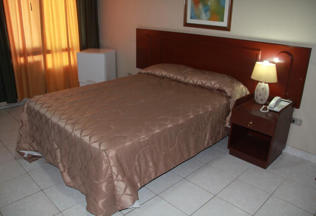 Hotel La Torre Γκουαγιακίλ Εξωτερικό φωτογραφία