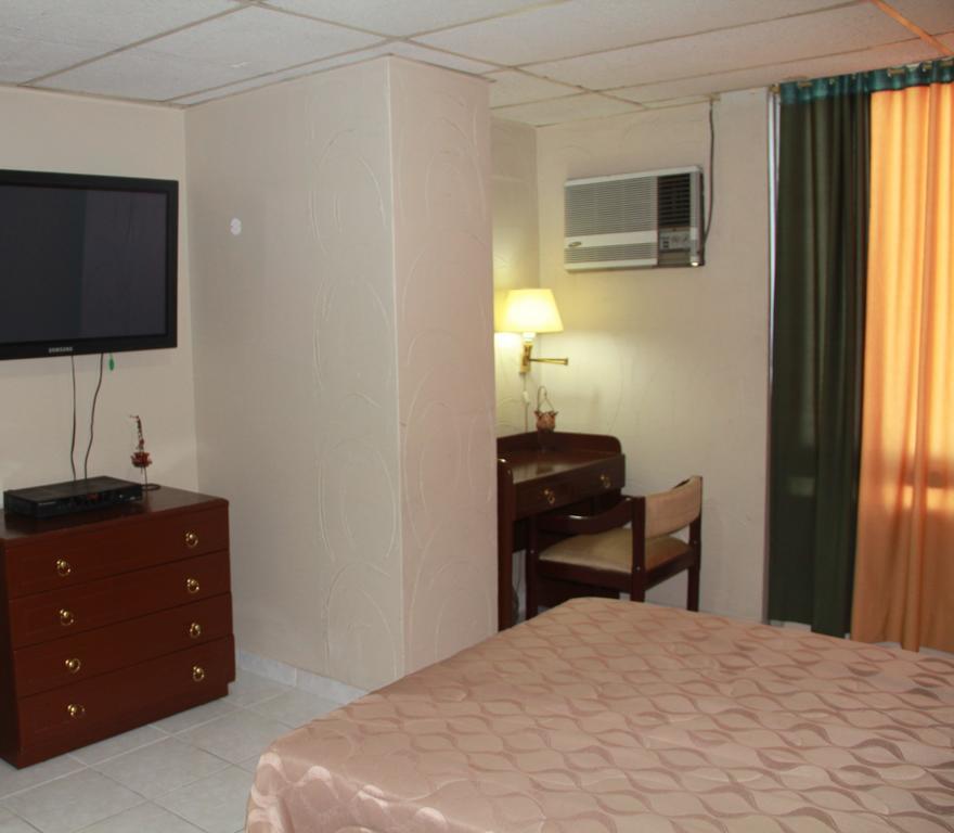 Hotel La Torre Γκουαγιακίλ Δωμάτιο φωτογραφία